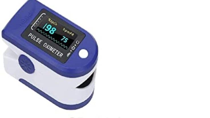 डाॅ. साधना ठाकुर ने कांगड़ा और मण्डी को पल्स ऑक्सीमीटर व मास्क प्रदान किए