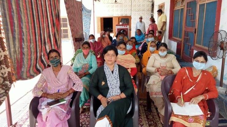 कुनिहार: भारत सरकार के कृषि मंत्रालय द्वारा विभिन्न पंचायतों में सुभाष पालेकर जैविक खेती के बारे में वर्चुअल माध्यम से दी गयी जानकारी 