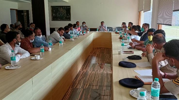 साधुपुल क्षेत्र में अश्विनी खड्ड के आस-पास नियमित औचक निरीक्षण के निर्देश