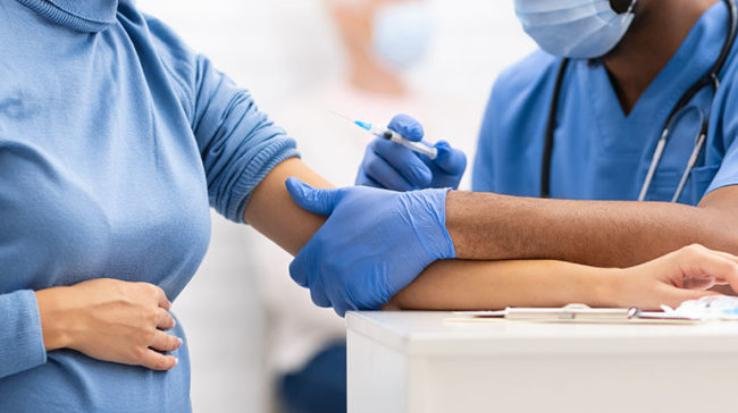 गर्भवती महिलाओं का लगेगा कोविड-19 का टीका, दिशा-निर्देश जारी