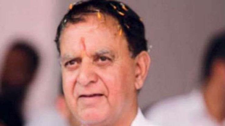 जल शक्ति मंत्री के खिलाफ शिक्षकों ने खोला मोर्चा , माफ़ी मांगे नहीं तो होगा उग्र आंदोलन  
