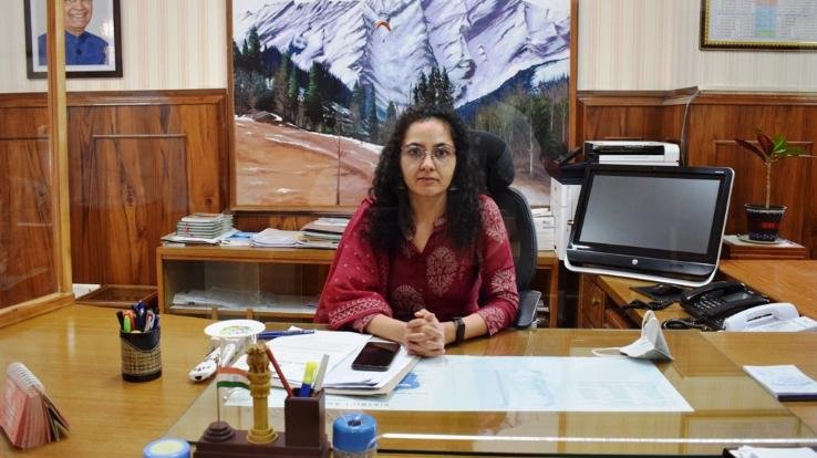 सोलन : जिला प्रशासन ने पर्यटकों से किया पेयजल एवं पर्यावरण संरक्षण का आग्रह