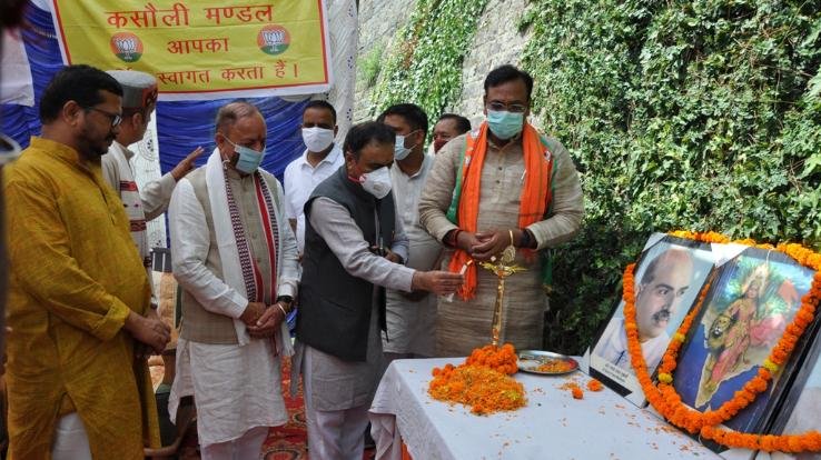 सोलन : स्वास्थ्य मंत्री डॉ राजीव सैजल ने अर्पित की डाॅ. श्यामा प्रसाद मुखर्जी को श्रद्धाजंलि