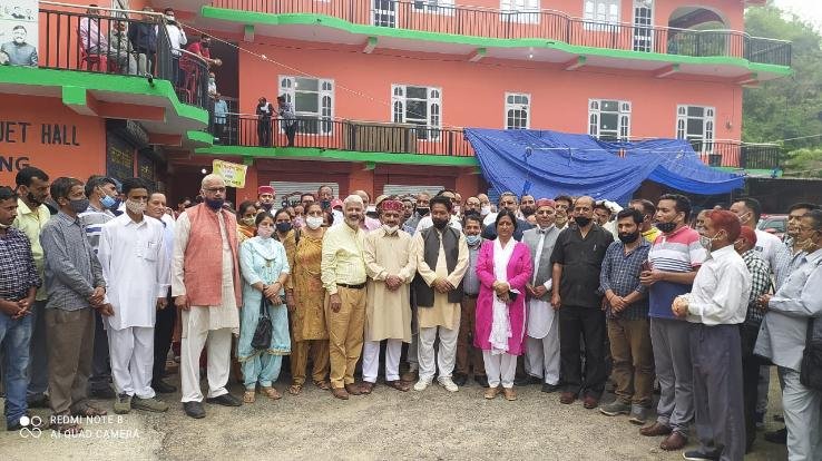 अर्की : उपचुनाव को देखते हुए अर्की कल्याण संस्था द्वारा किया गया विशाल सम्मेलन का आयोजन