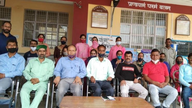 दाड़लाघाट : सुरेंद्र ठाकुर को सर्वसम्मति से चुना गया एसएमसी का अध्यक्ष 