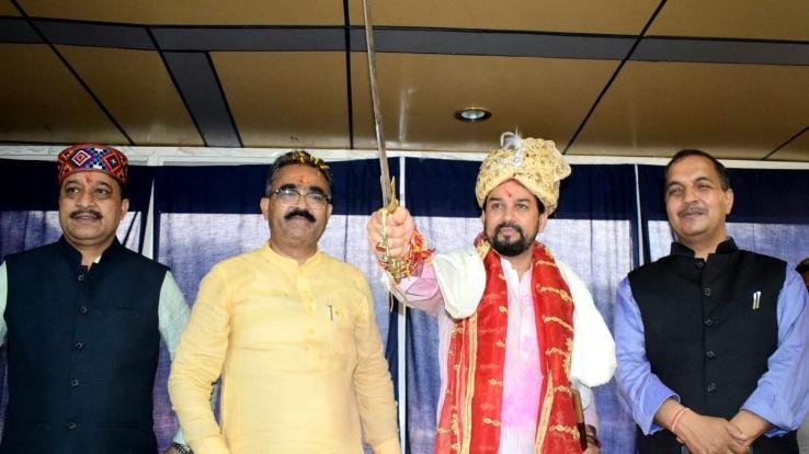 Public welcomes Union Minister Anurag Thakur