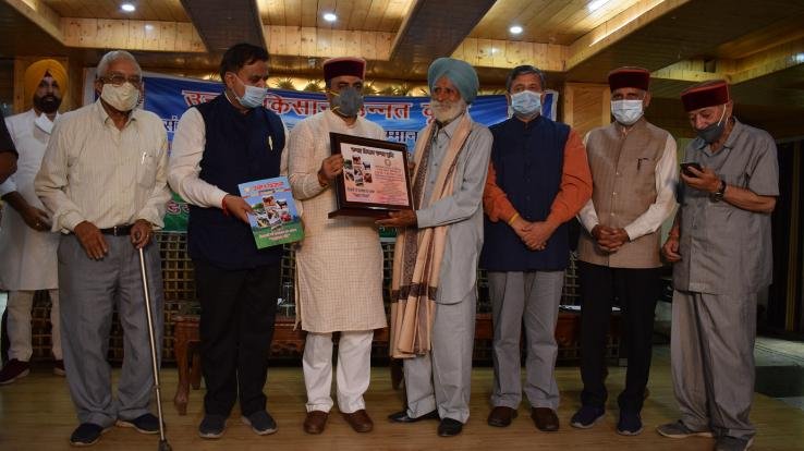 Solan: Health and Family Welfare Minister Dr. Saijal urges all farmers to adopt natural farming