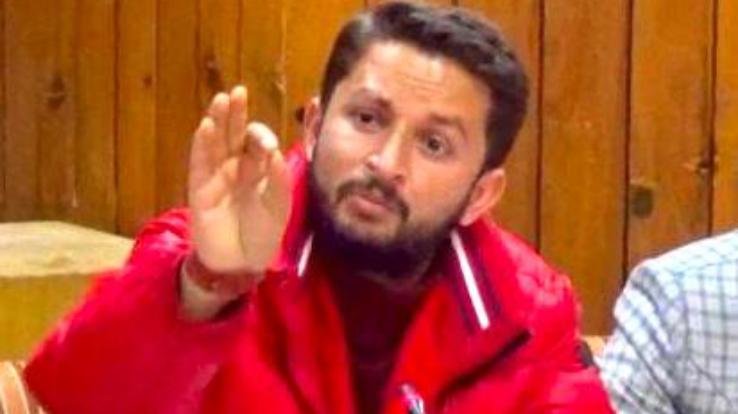 Gardeners worried about falling apple prices, but government is watching as a spectator: Kaushal Mungta