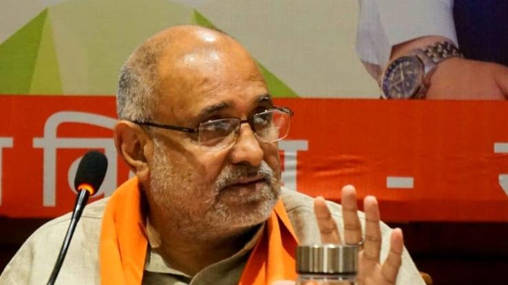 Shimla: BJP in-charge Avinash Rai Khanna thanks CM Jai Ram Thakur