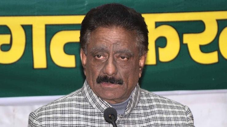 Congress President Kuldeep Singh Rathore expressed concern over the injustice being done to apple growers