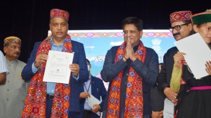 Weavers Service and Design Resource Center to be set up in Kullu: Piyush Goyal