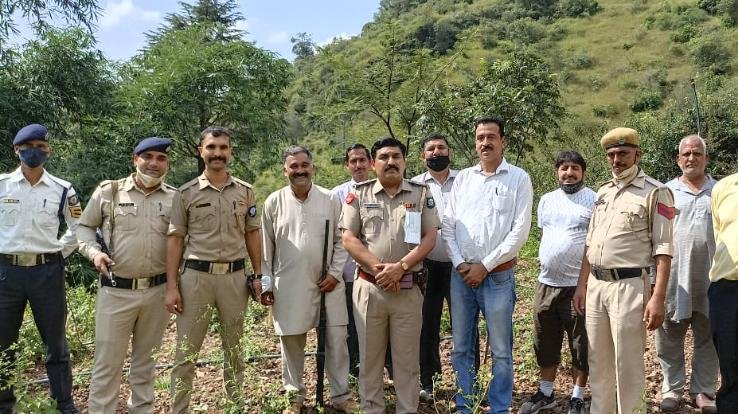 दाड़लाघाट : टैंक में फसें भालू के बच्चों को वन विभाग की टीम ने किया रेस्क्यू