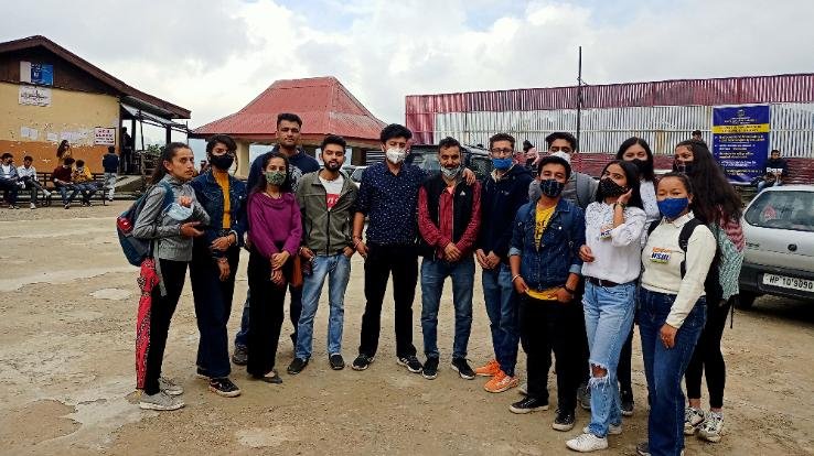 Shimla: Stop giving jobs to outsiders, Himachal government - NSUI