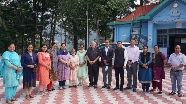 Avinash Rai Khanna spent time with children at Balika Ashram Tutikandi