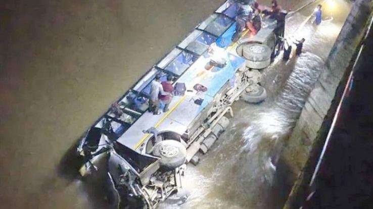 Meghalaya: Bus carrying passengers falls into river, 6 killed