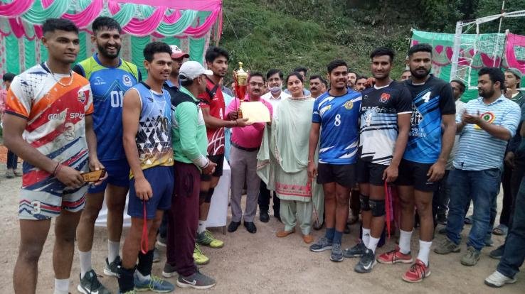 Darlaghat: Three-day volleyball competition concluded
