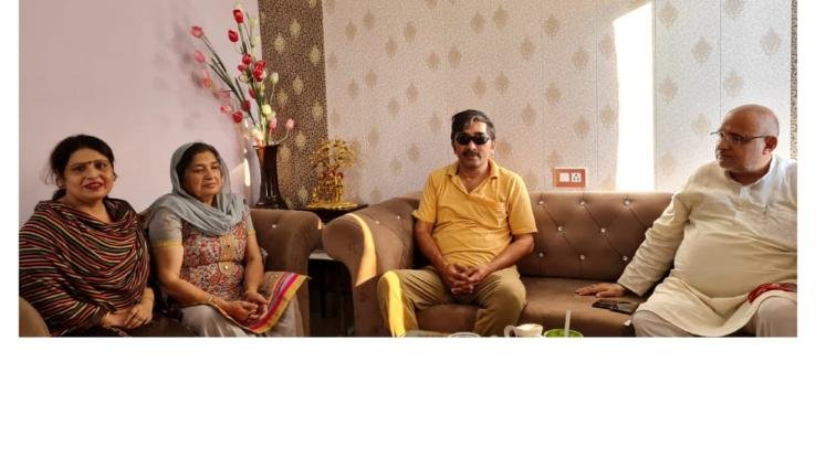 Kangra: BJP in-charge Avinash Rai Khanna learned the condition of district president Sanjeev