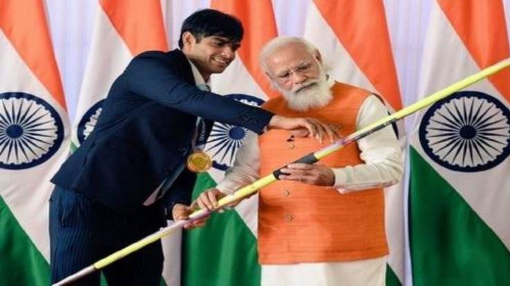Neeraj Chopra's spear sold for Rs 1.5 crore, a total of 1348 souvenirs were put up for auction