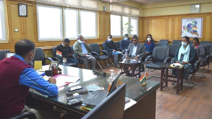 District Kinnaur will meet the target of administering the second dose of Kovid vaccine by October 15: Abid Hussain Sadiq