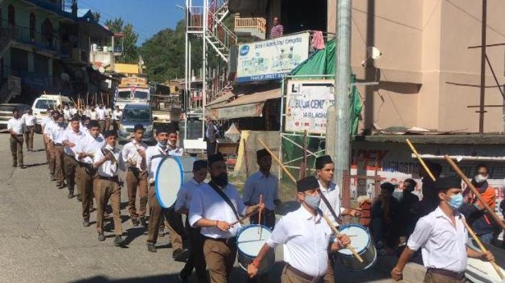 दाड़लाघाट - आरएसएस  के स्थापना दिवस पर शस्त्र पूजन कार्यक्रम आयोजित