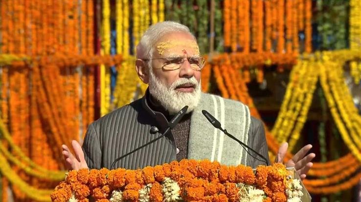 केदारनाथ : PM मोदी ने किया रुद्राभिषेक