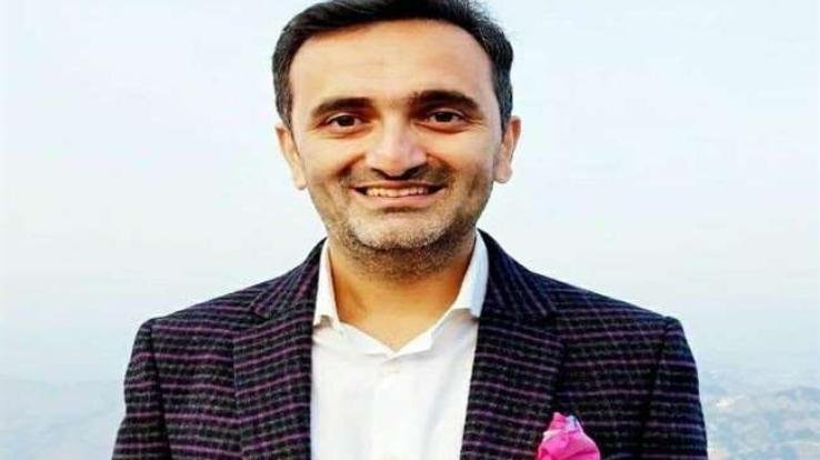 Shimla : Cash payment of the amount of apples purchased under Mandi Intermediate Scheme - Chetan Bragta