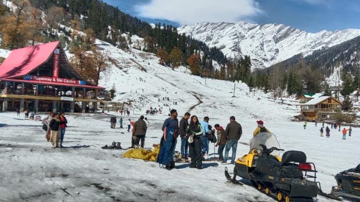 Tourism business shines due to snowfall on the mountains