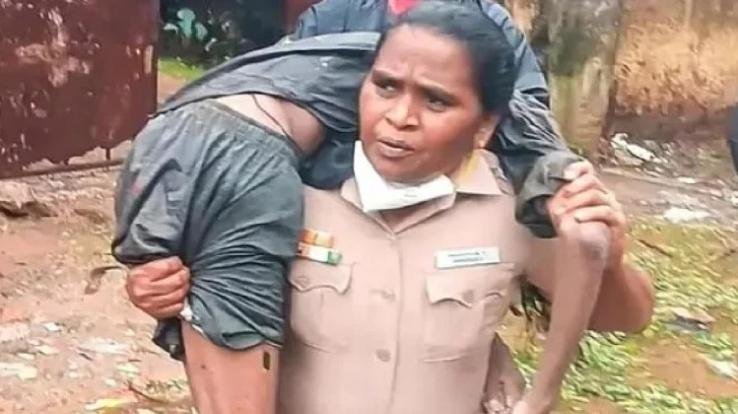 Chennai: Woman officer carried unconscious youth on shoulder to auto, video went viral