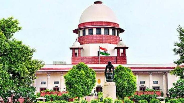 Supreme Court strict on increasing pollution in Delhi, directed to consider imposition of lockdown