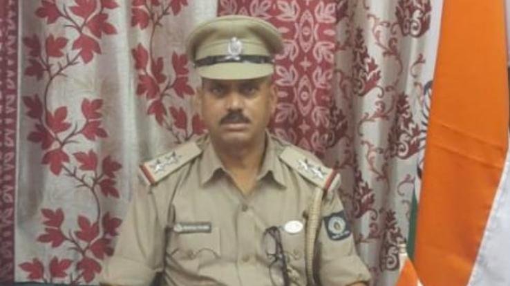 Rakkar: Appeal of police station in-charge Chiranji Lal Sharma, do not give shelter to unknown migrants from outside the state in the area
