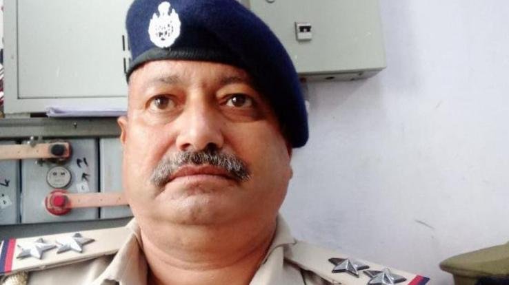 Dadasiba: Do not park vehicles on the roadside - Rajesh Dwivedi