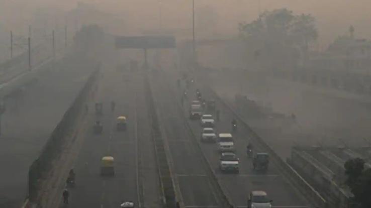 Air quality has not improved due to pollution in Delhi, air condition still 'very poor'