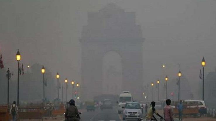 Delhi air still 'very poor', AQI reaches 315