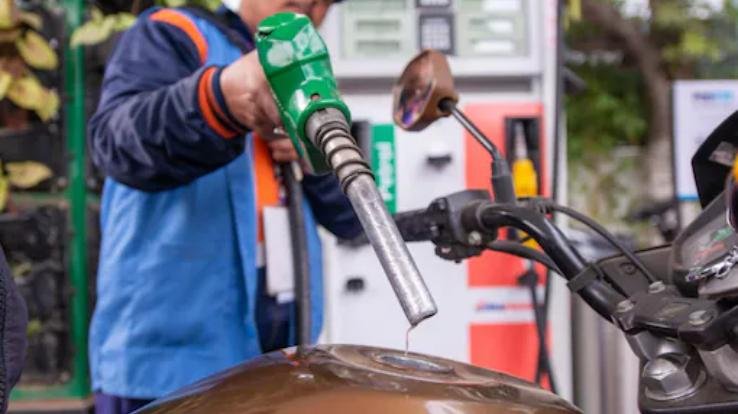 New rates of petrol and diesel released, crude oil prices fall