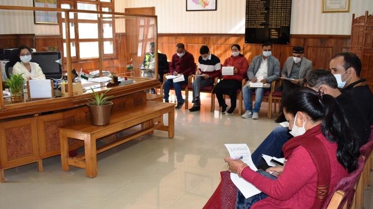 Solan: District level Public Distribution and Vigilance Committee meeting held