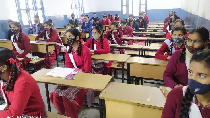 Constitution-Day-was-celebrated-under-the-chairmanship-of-Principal-Sartaj-Singh-Rathore-at-Government-Adarsh-Senior-Secondary-School,-Dhundan-in-Dadlaghat.