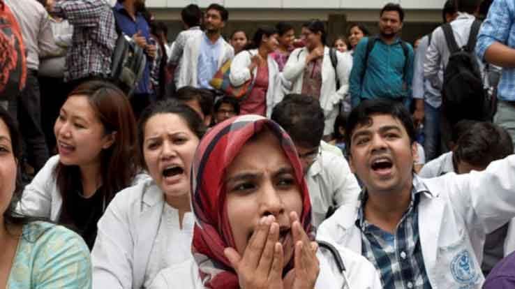 10 thousand resident doctors across the country will strike for delay in counseling of NEET PG