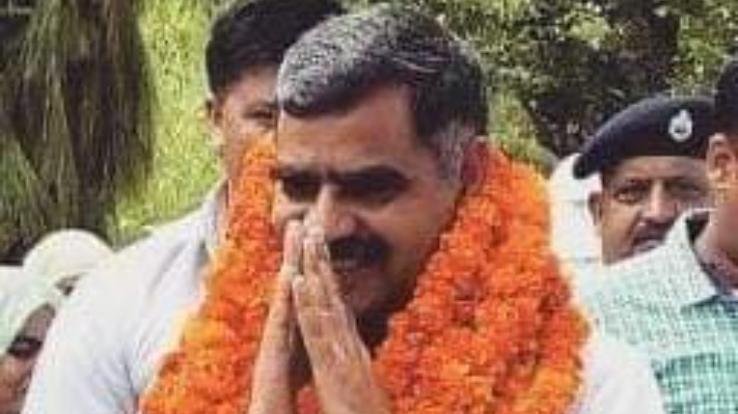 ज्वालामुखी: सड़को पर तड़प-तड़प के मर रहा बेसहारा गौवंश ,भाजपा सरकार चुप क्यों :संजय रत्न