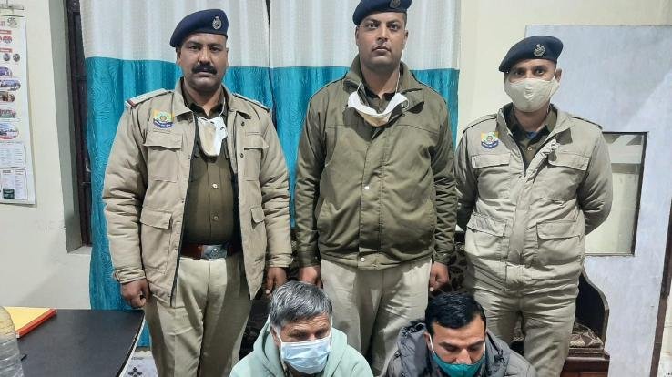 कुनिहार :  12 घण्टे के अंदर पुलिस ने सुलझाई कूड़े के ढेर में मिली महिला की लाश की गुथी 