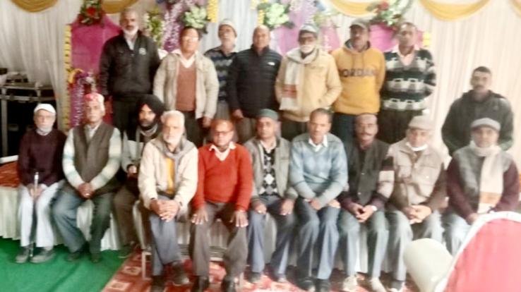 कुनिहार :- पेंशनर्ज वेलफेयर उप इकाई की मासिक सभा का किया आयोजन 