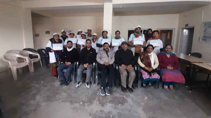 Solan: 10 days training program organized by UCO RSETI Solan concludes