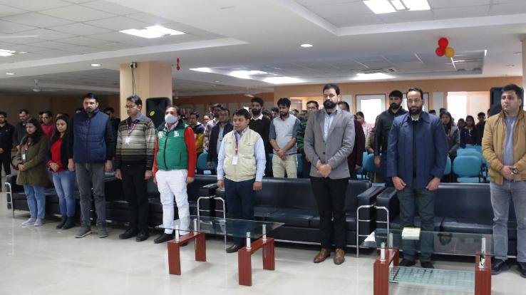 The-main-gate-of-this-university-will-be-named-after-