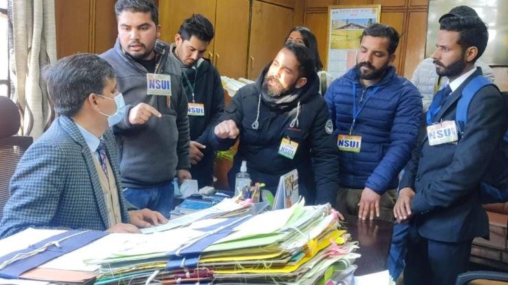 NSUI adamant on re-advertising the appointments of university teachers and non-teachers