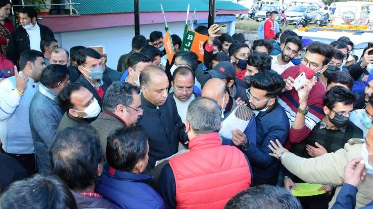 Shimla: Delegation of Veterinary College made a courtesy call on the Chief Minister