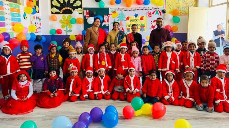 Kunihar: Christmas organized in SVN school