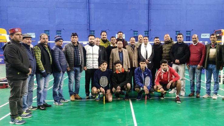 Dharamshala: District Kangra and Mandi dominated on the second day of state level badminton competition