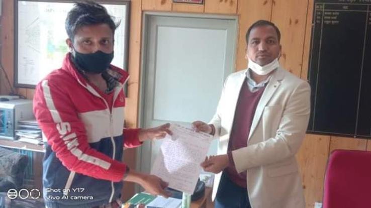 Employees met with Additional Deputy Commissioner Kangra, submitted memorandum