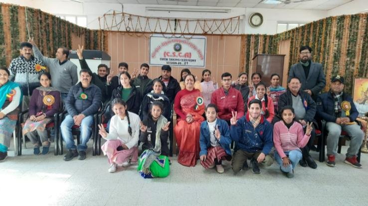 जयसिंहपुर: जयसिंहपुर कॉलेज में इन्होंने ली अध्यक्ष व उपाध्यक्ष पद की शपथ