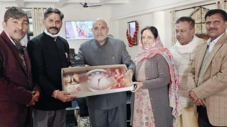 ज्वालामुखी: प्रदेश भाजपा प्रभारी अविनाश राय खन्ना ने मां ज्वालामुखी का लिया आशीर्वाद