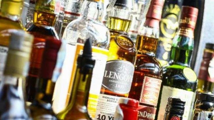 रामपुर : रामपुर और ननखड़ी पुलिस द्वारा 19 बोतल देसी शराब बरामद